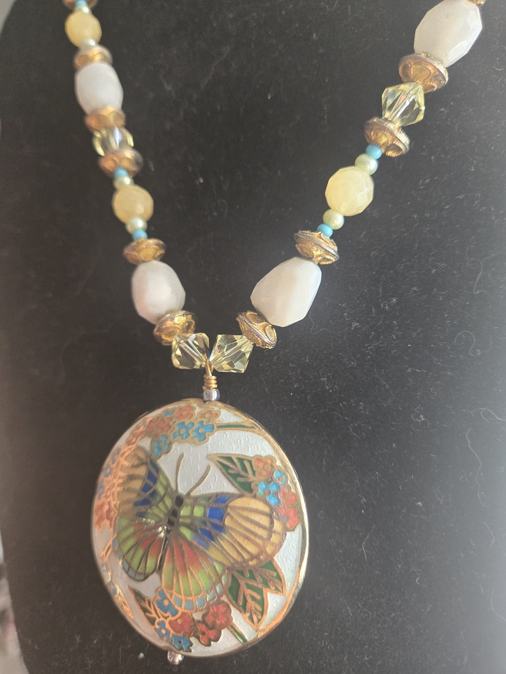 Vintage Cloisonné Butterfly Motif Pendant Necklace, Cloisonne And Stone Beads - Picture 2 of 13